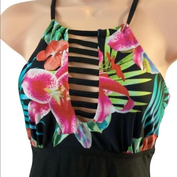 Island Waves swimming one piece suit size 8 - Picture 2 of 7